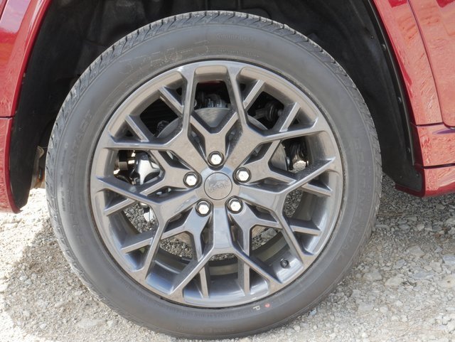 New 2025 Jeep Grand Cherokee L Summit image 9