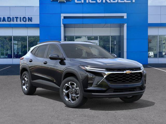 New 2026 Chevrolet Trax LT w/ Sunroof Package FWD image 7