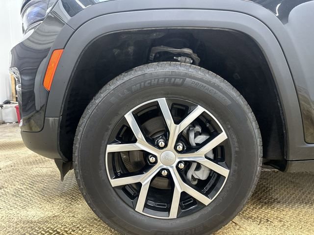 Used 2024 Jeep Grand Cherokee Limited w/ Trailer Tow Package image 19