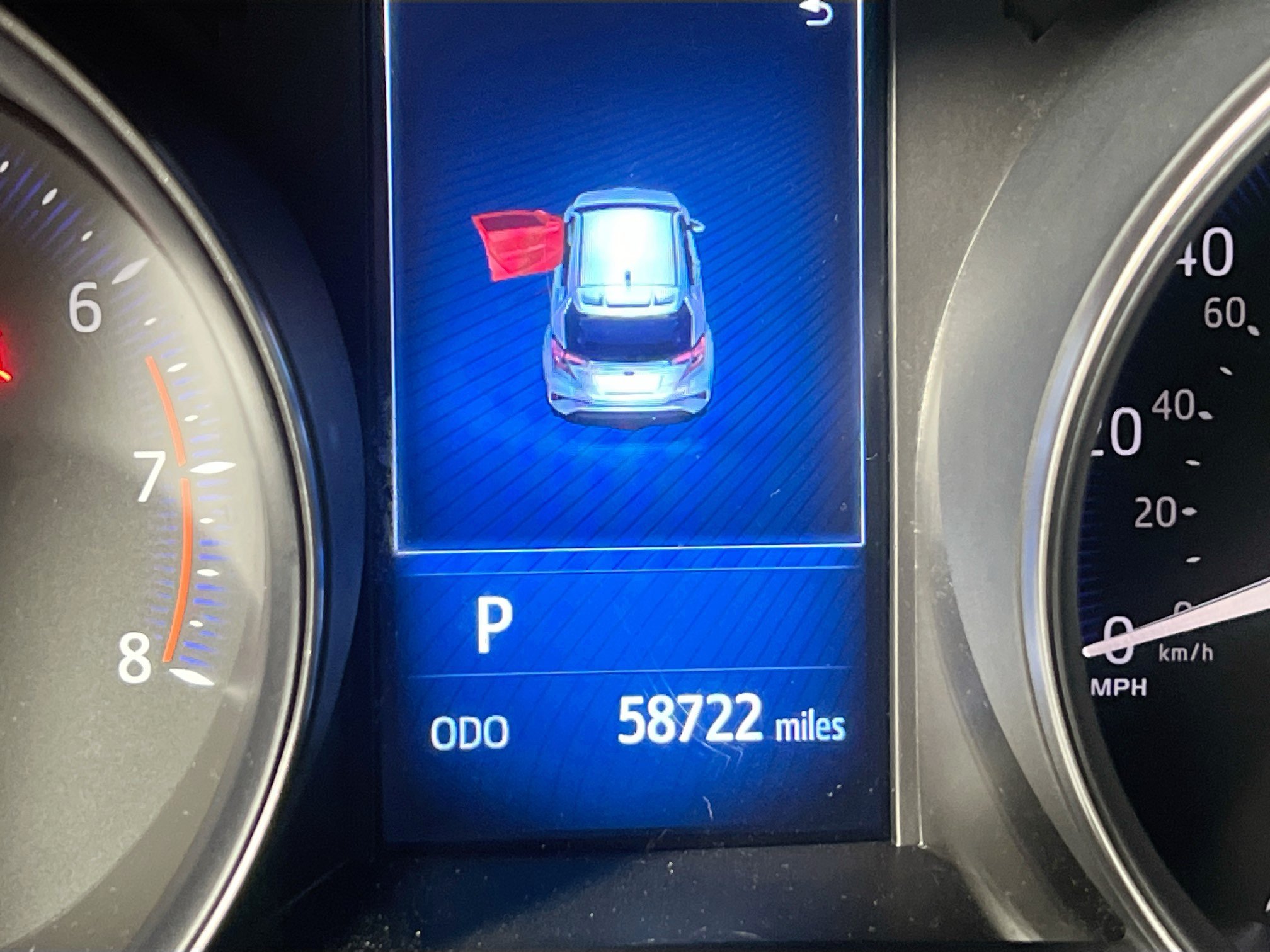 Used 2018 Toyota C-HR XLE FWD image 21
