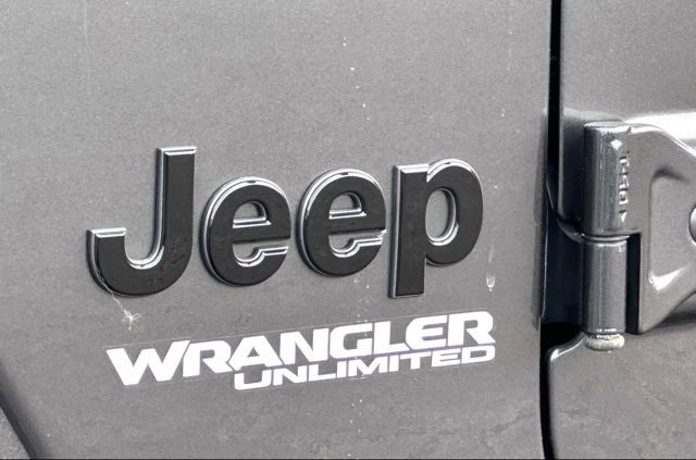Used 2021 Jeep Wrangler Unlimited Sahara image 8