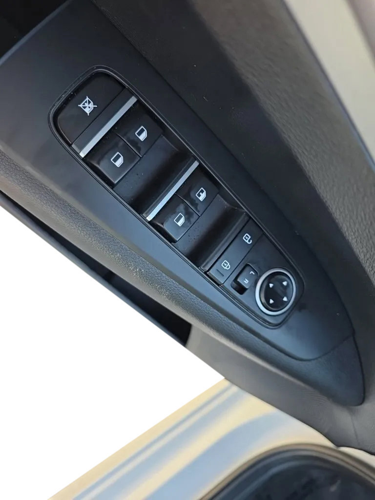 Used 2024 Kia Forte LXS FWD image 13