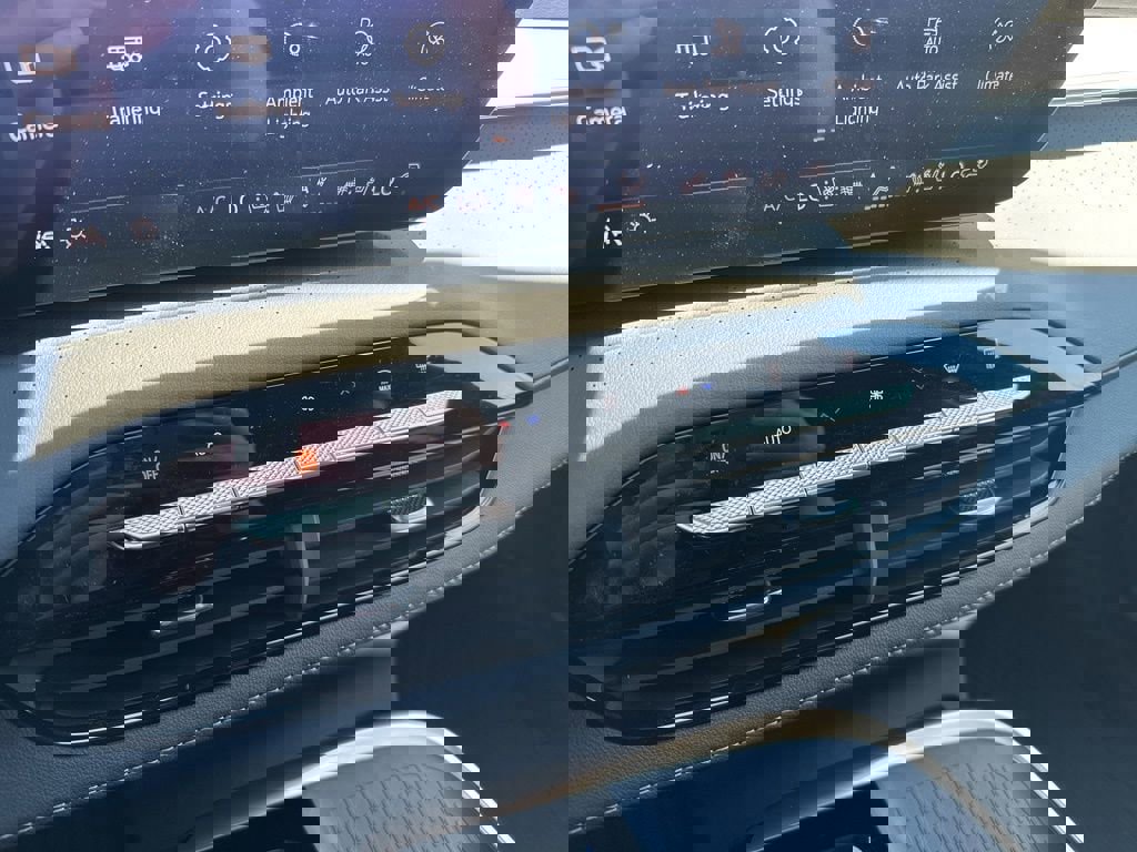 New 2026 Buick Enclave Avenir w/ Super Cruise Package image 38