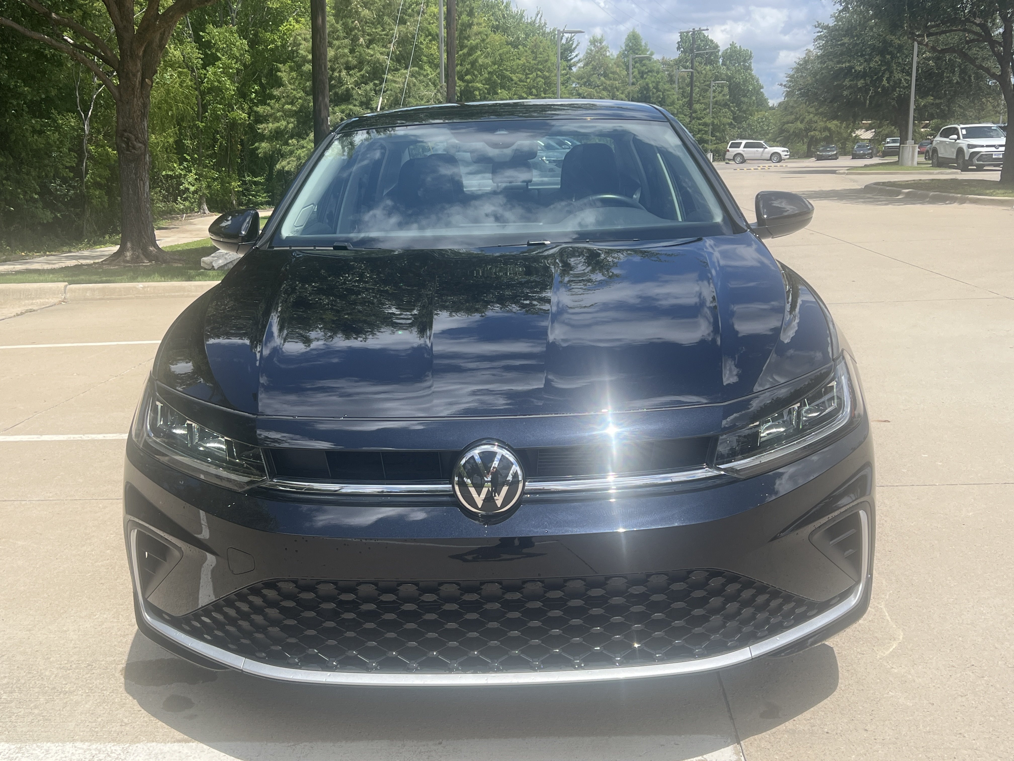Used 2026 Volkswagen Jetta SE w/ Black Wheel Package FWD image 3