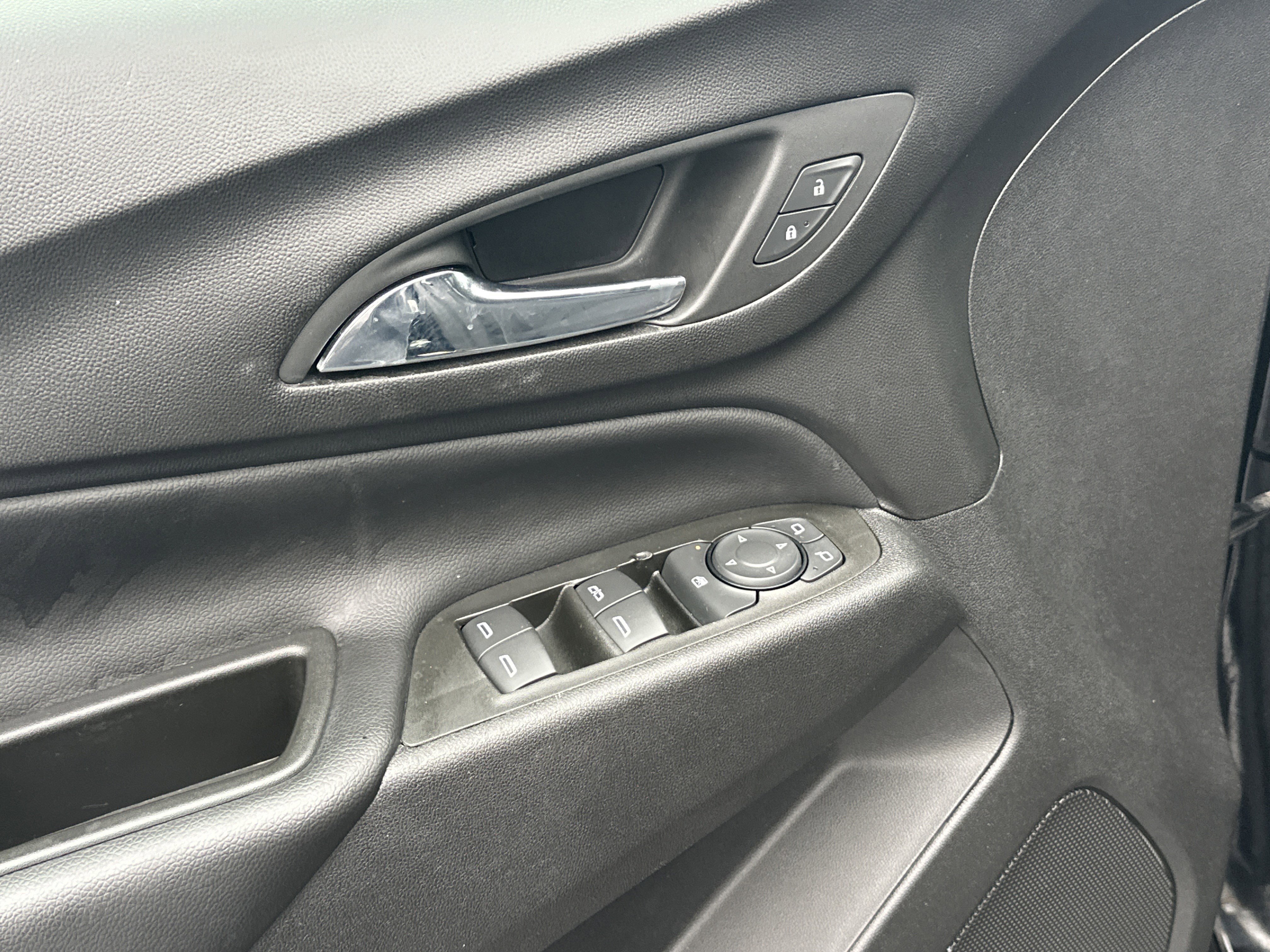 Certified 2022 Chevrolet Equinox LT image 12