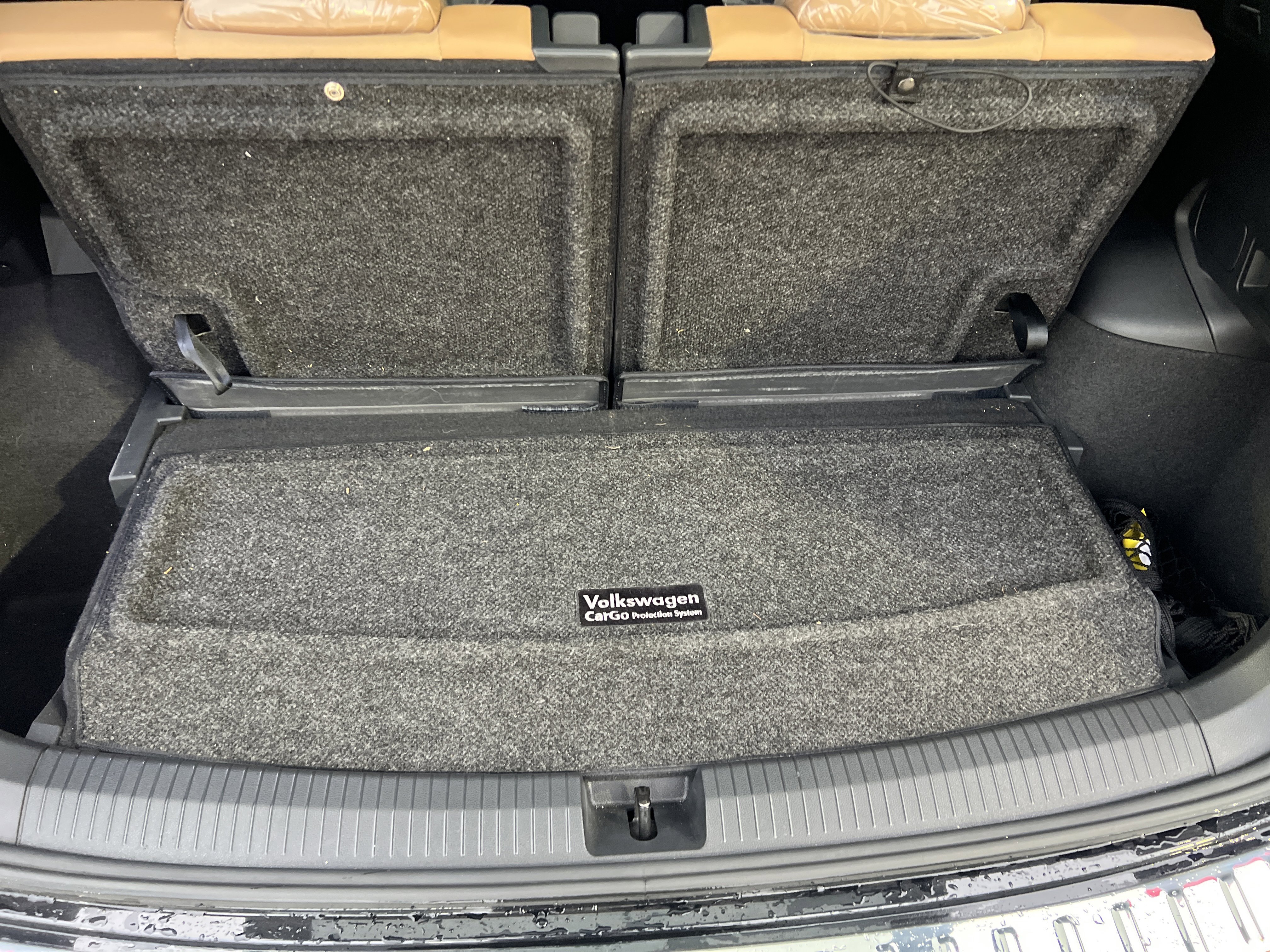 Certified 2023 Volkswagen Tiguan SE w/ Panoramic Sunroof Package FWD image 31