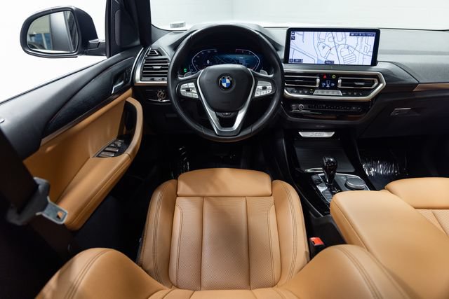 Certified 2024 BMW X3 xDrive30i w/ Premium Package w/ZPA AWD/4WD image 3