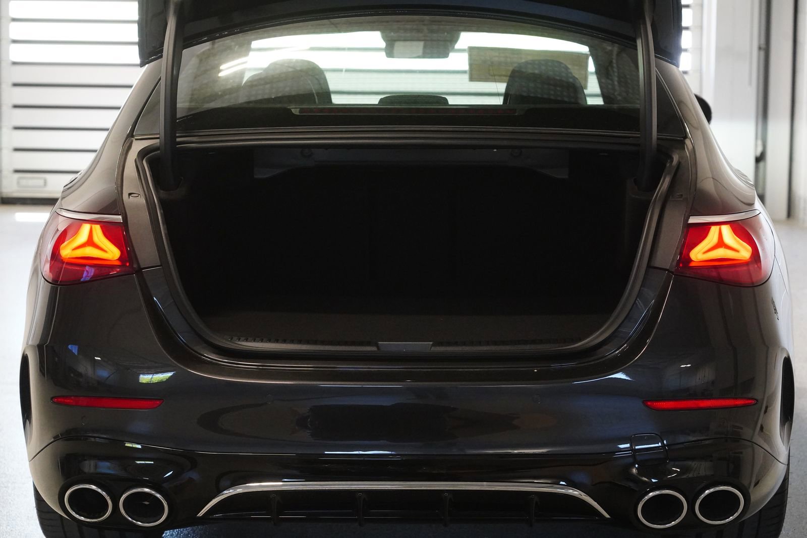 New 2026 Mercedes-Benz E 53 AMG e 4MATIC Sedan image 35