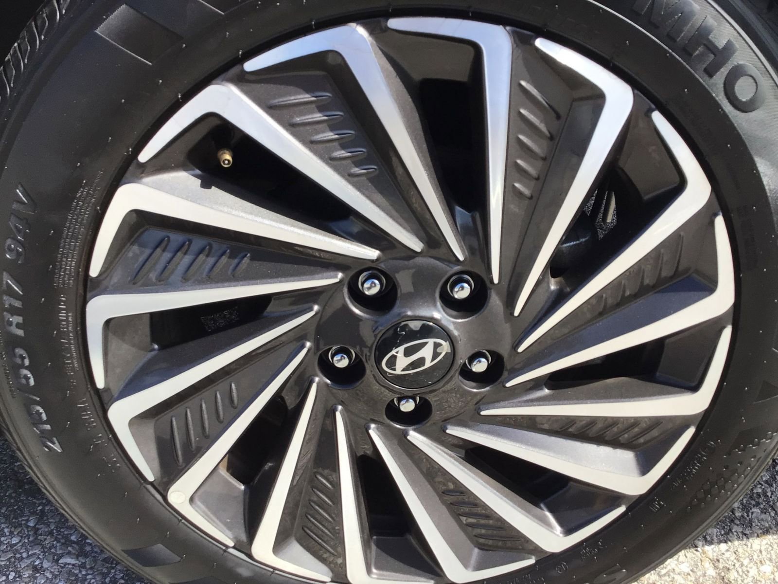 Used 2025 Hyundai Sonata SEL FWD image 31
