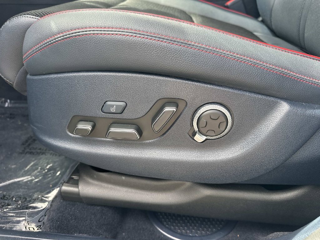 Certified 2024 Genesis GV70 3.5T Sport AWD/4WD image 17