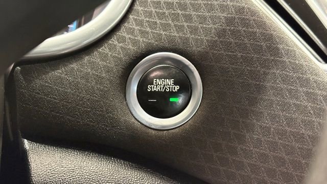 Used 2021 Chevrolet Malibu LT image 41