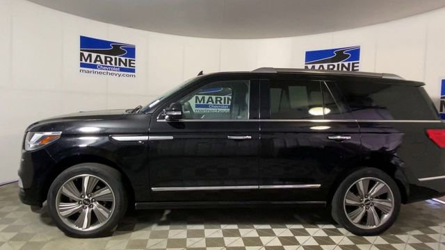 Used 2018 Lincoln Navigator Select AWD/4WD image 7