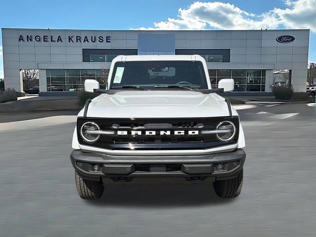 New 2026 Ford Bronco Outer Banks AWD/4WD image 2
