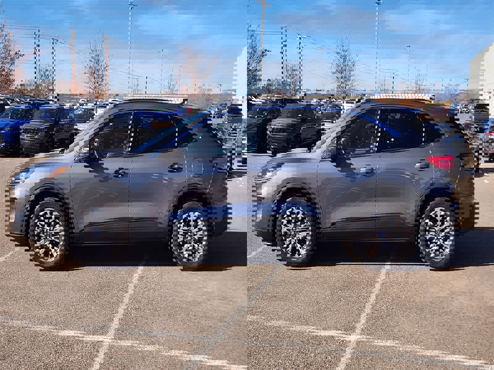 Used 2021 Ford Escape SEL image 4