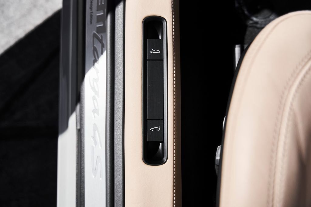 Used 2021 Porsche 911 Targa 4S image 38