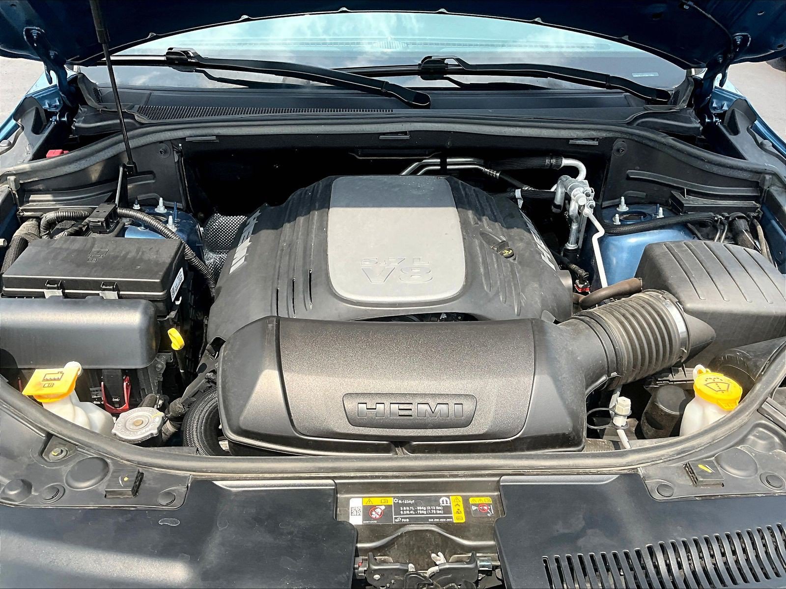 Used 2023 Dodge Durango R/T w/ Blacktop Package RWD image 31
