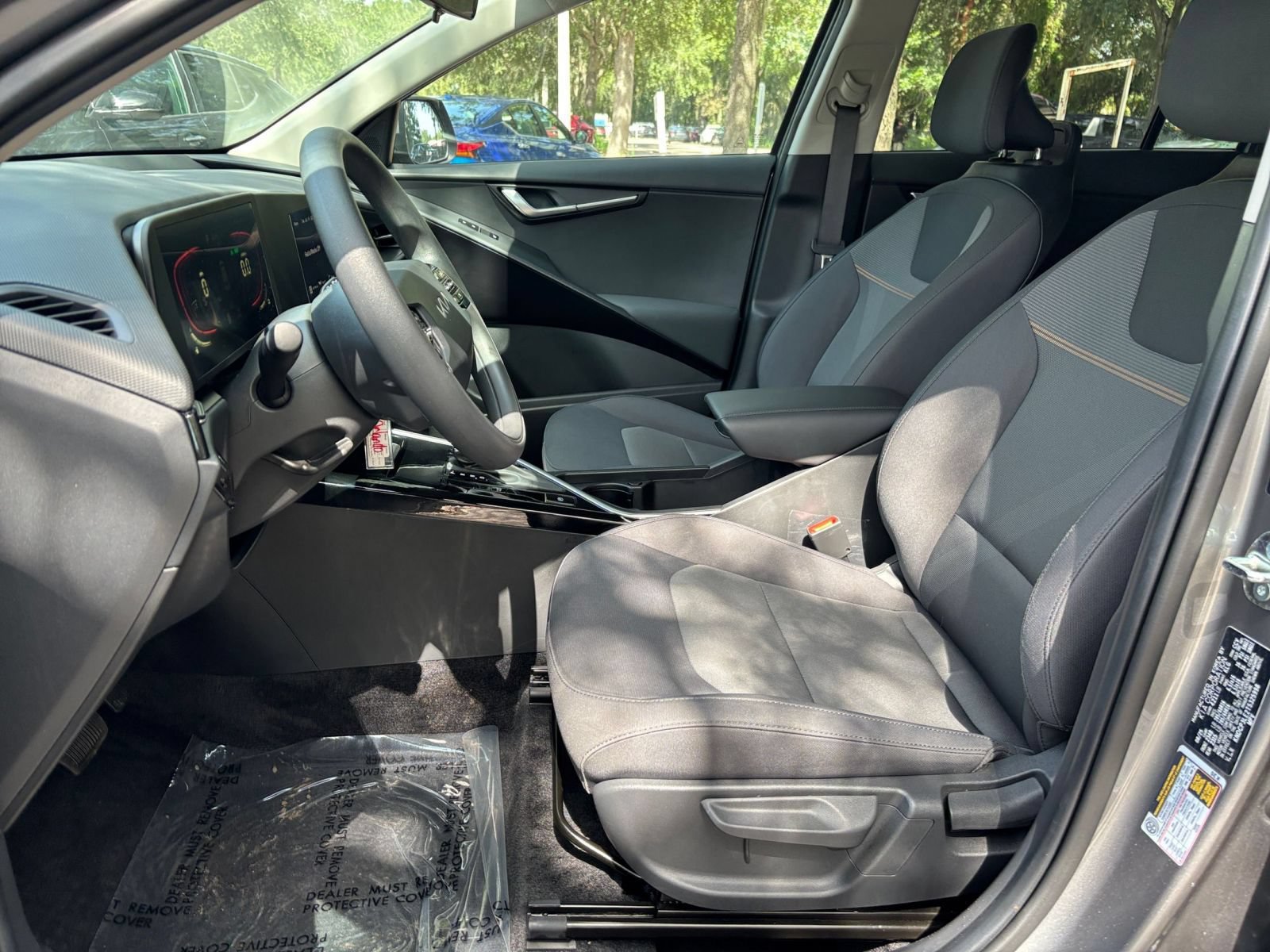 Used 2026 Kia Niro LX FWD image 24