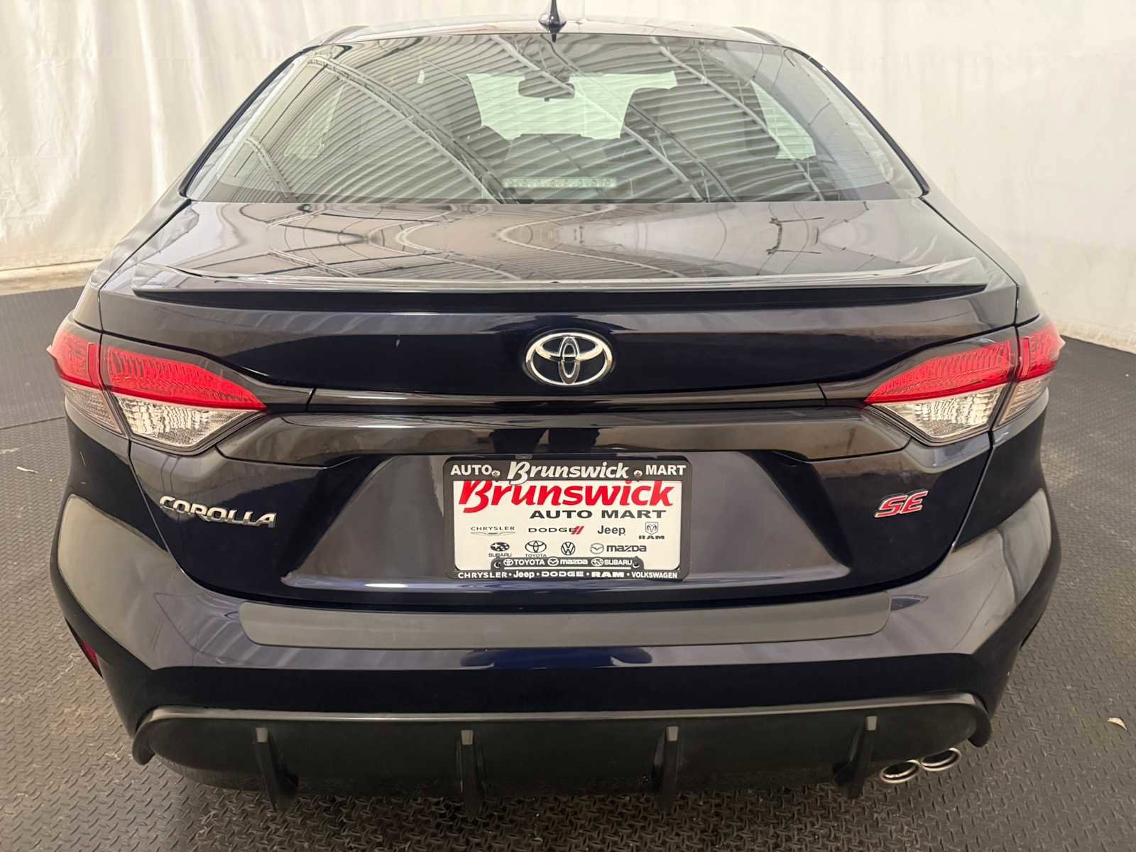 Certified 2023 Toyota Corolla SE w/ Carpet Mat Package (TMS) FWD image 16