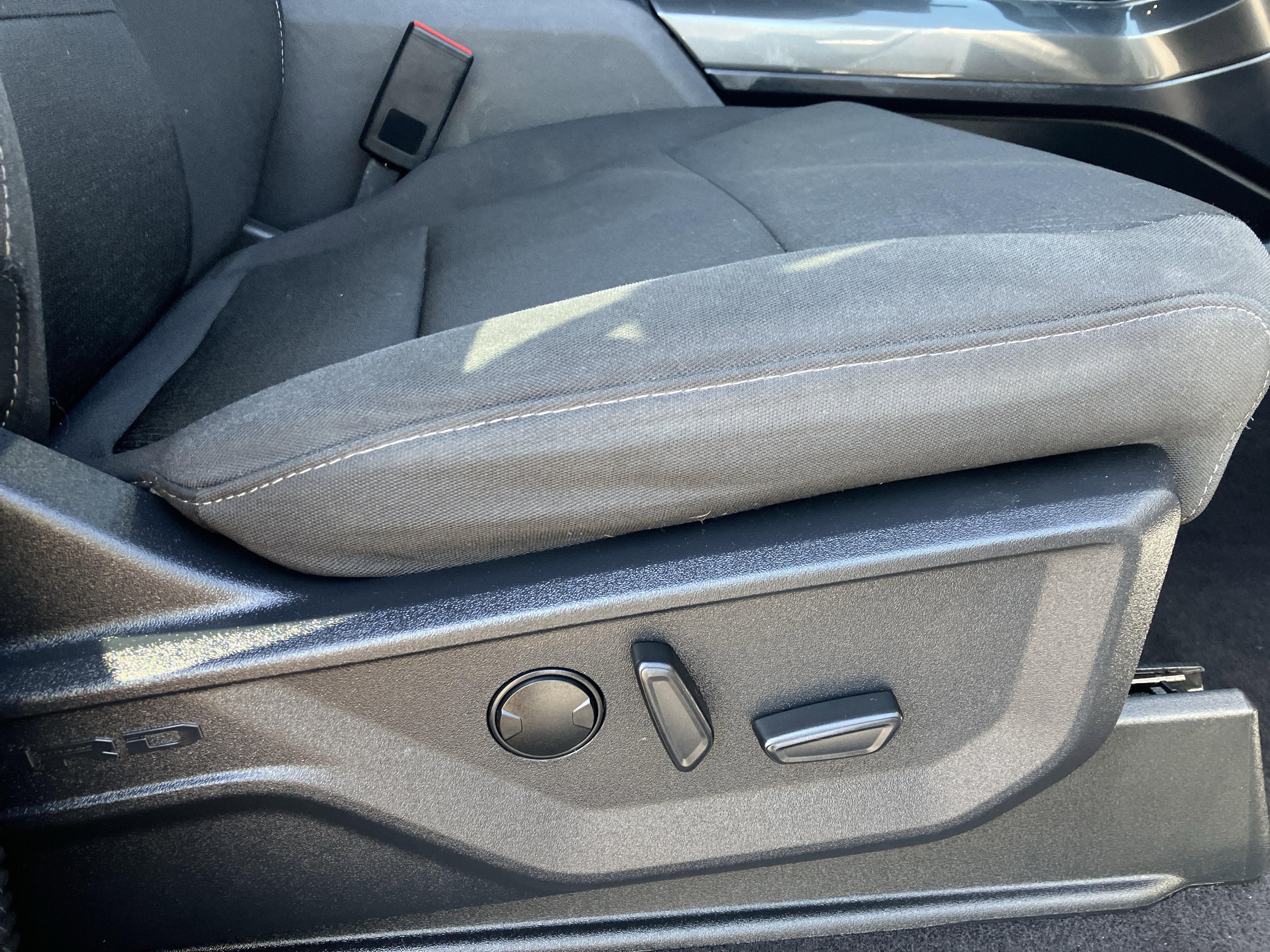 Used 2023 Ford F150 XLT w/ Equipment Group 302A High AWD/4WD image 11