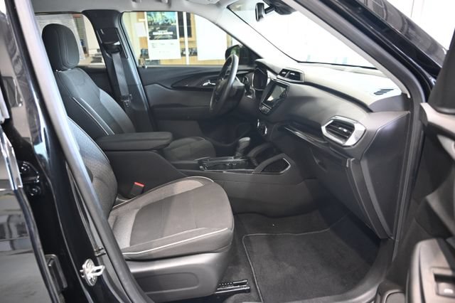 Used 2022 Chevrolet TrailBlazer LT w/ Convenience Package AWD/4WD image 10
