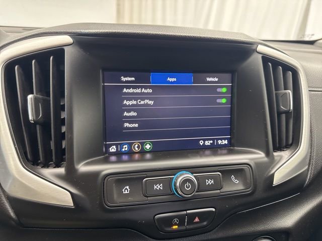 Used 2022 GMC Terrain SLE image 23