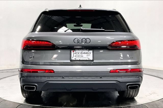 Certified 2026 Audi Q7 2.0T Premium AWD/4WD image 3