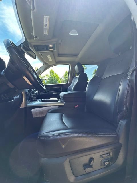 Used 2016 RAM 2500 Laramie w/ Sport Appearance Group AWD/4WD image 12