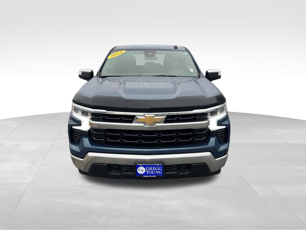 Used 2024 Chevrolet Silverado 1500 LT AWD/4WD image 10