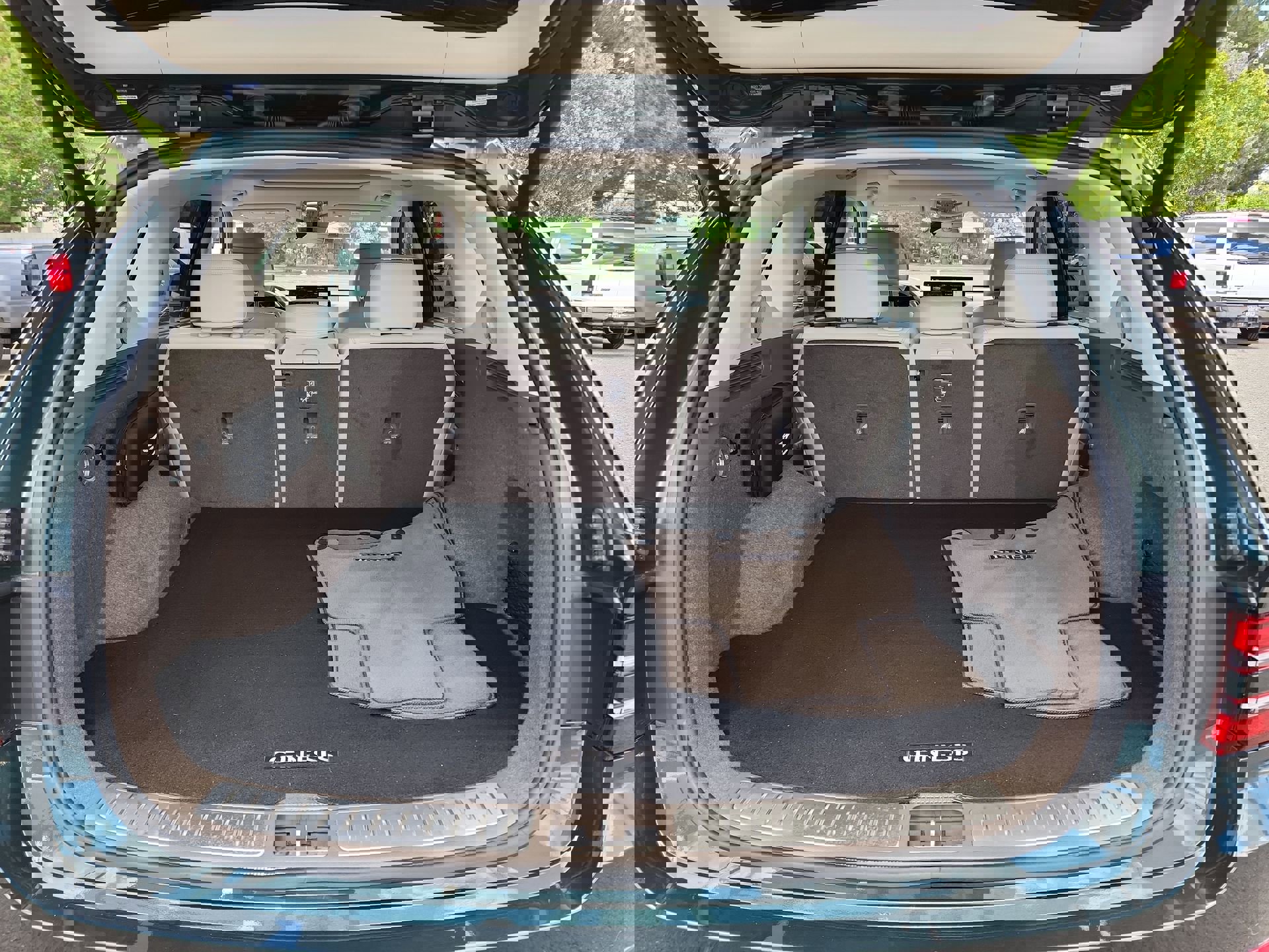 Used 2023 Genesis GV80 2.5T w/ Prestige 20" Package AWD/4WD image 21