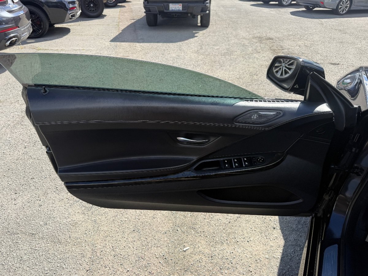 Used 2017 BMW 650i Convertible RWD image 11