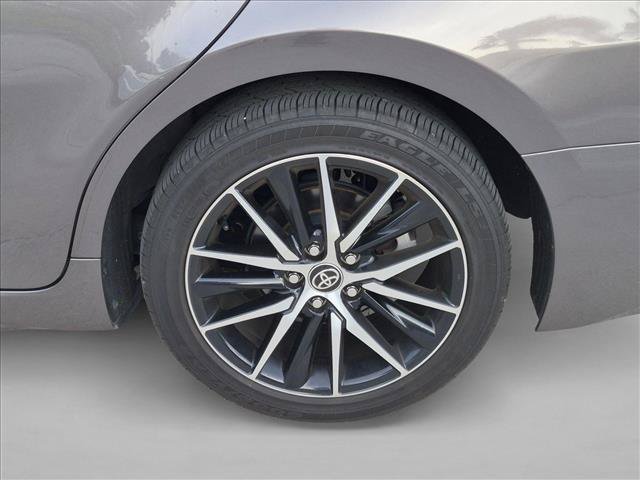 Used 2023 Toyota Camry SE w/ Convenience Package FWD image 9