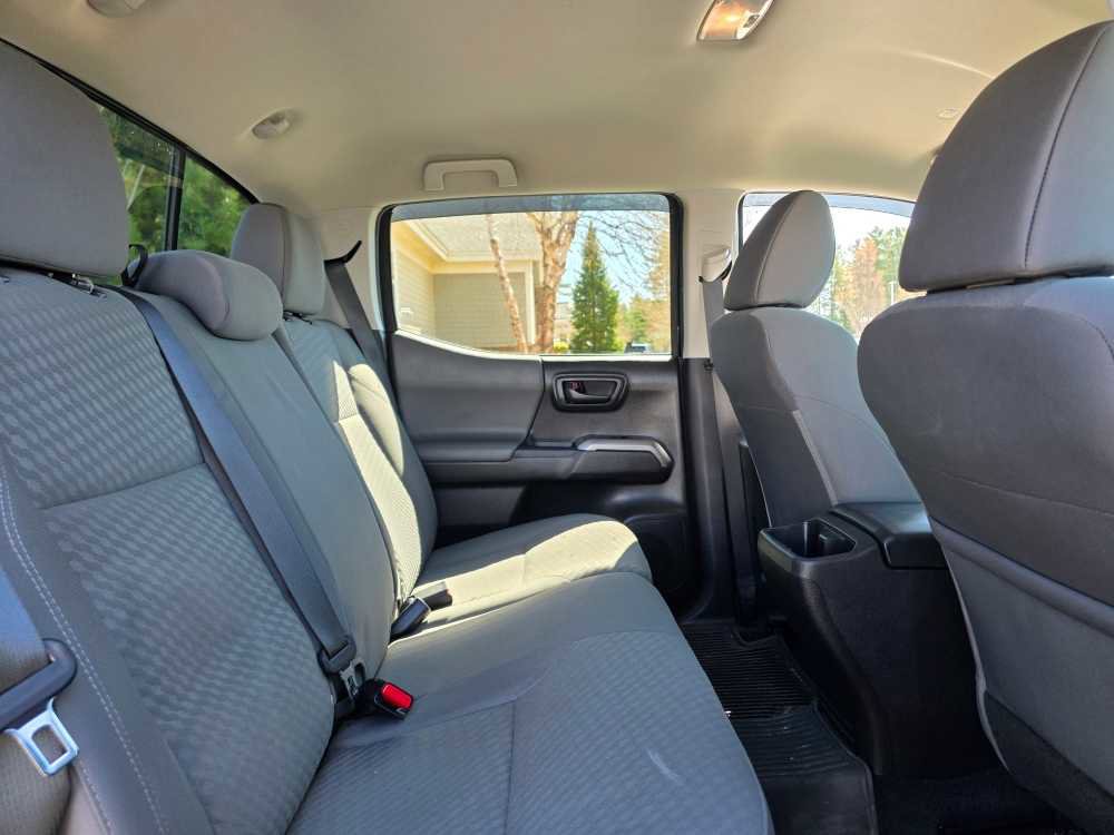 Used 2023 Toyota Tacoma SR5 AWD/4WD image 25