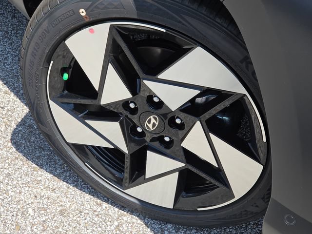 New 2026 Hyundai Kona Limited AWD/4WD image 13