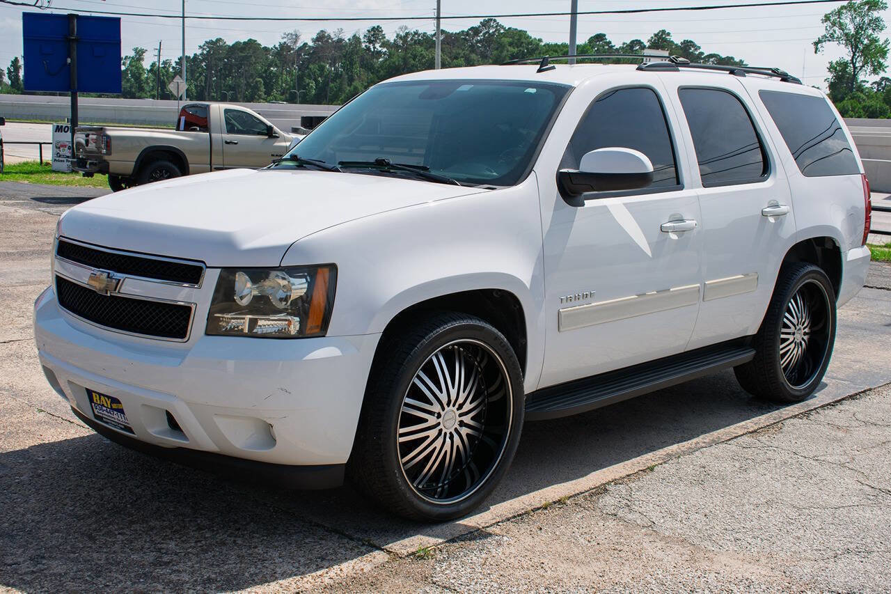 Used 2011 Chevrolet Tahoe LS RWD image 2