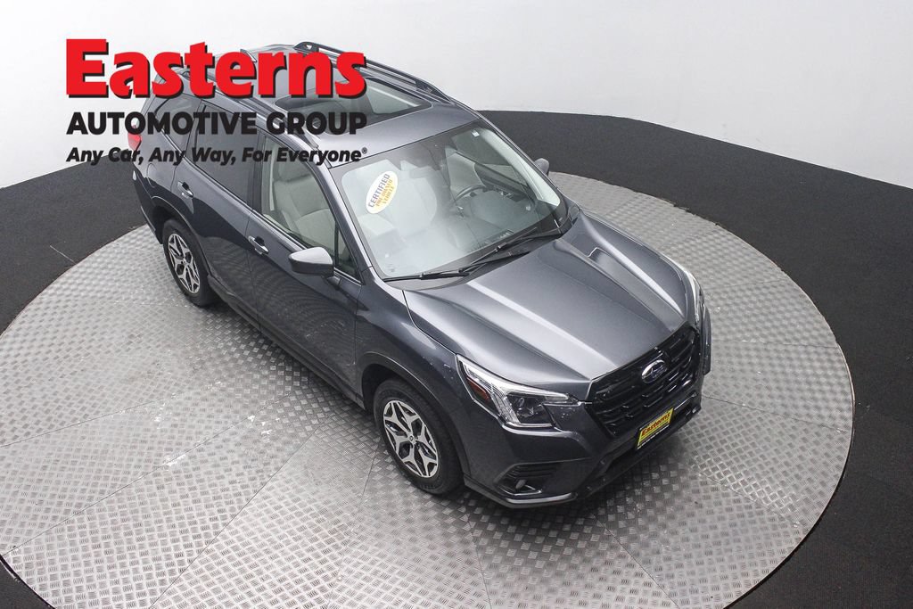 Used 2023 Subaru Forester Premium AWD/4WD image 3