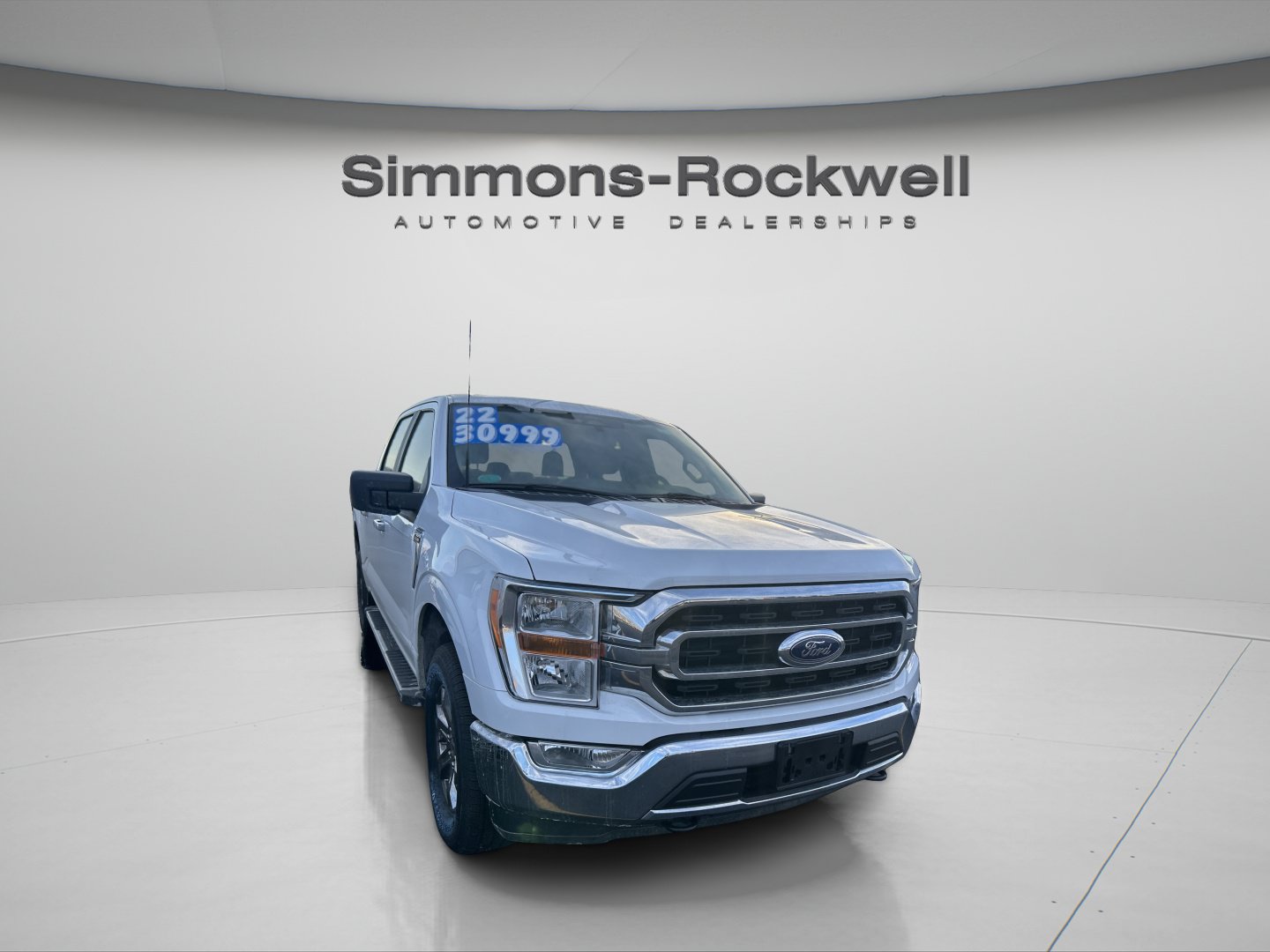 Used 2022 Ford F150 XLT w/ XTR Package AWD/4WD image 5