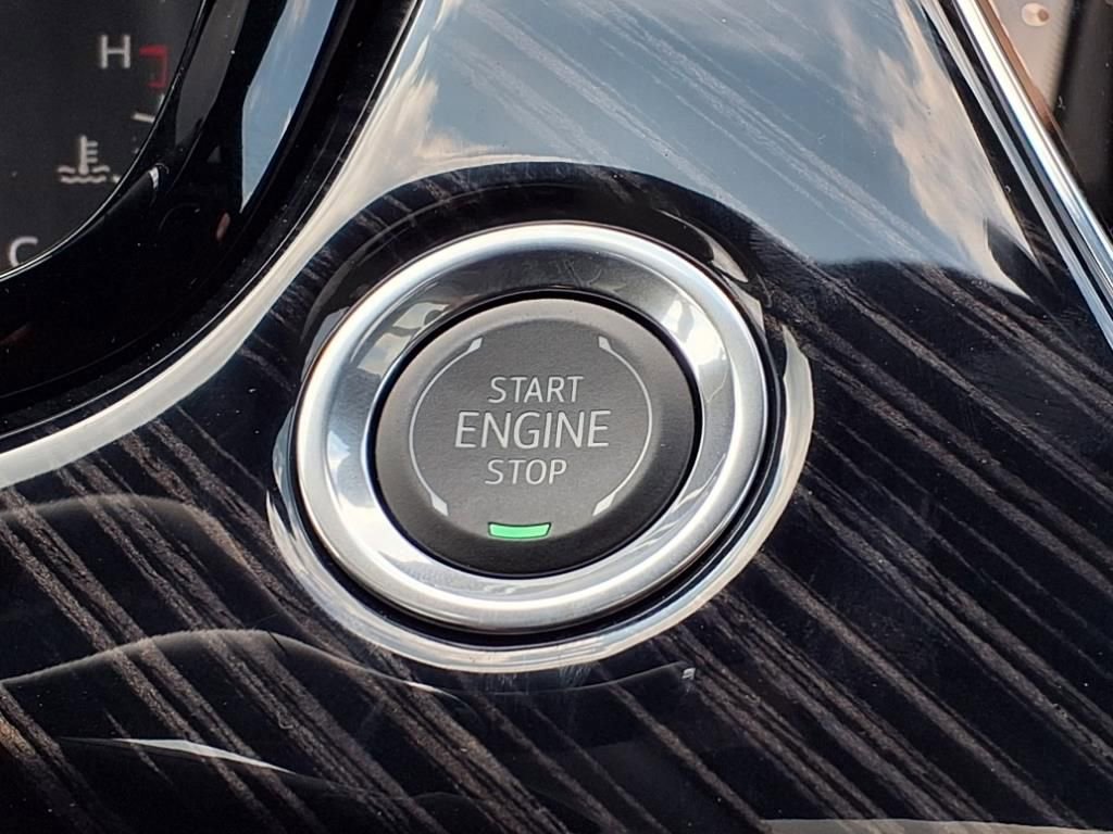 New 2025 Cadillac XT6 Premium Luxury w/ Technology Package image 22