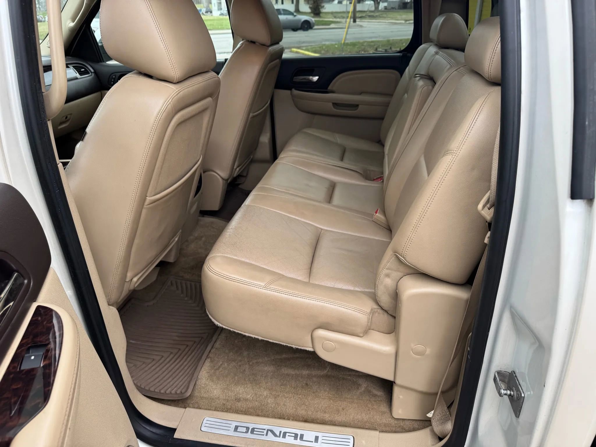 Used 2011 GMC Sierra 1500 Denali image 20