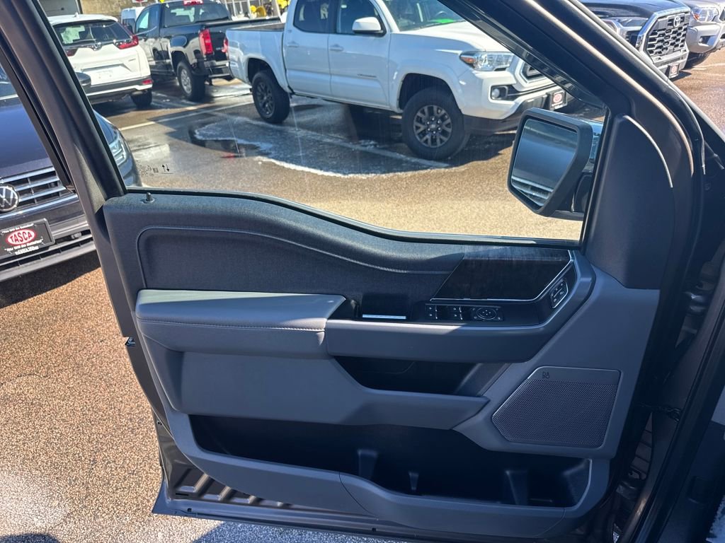 Used 2023 Ford F150 Lariat w/ FX4 Off-Road Package image 36