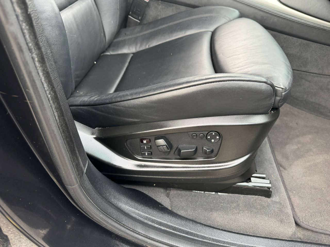 Used 2009 BMW X6 xDrive50i image 34