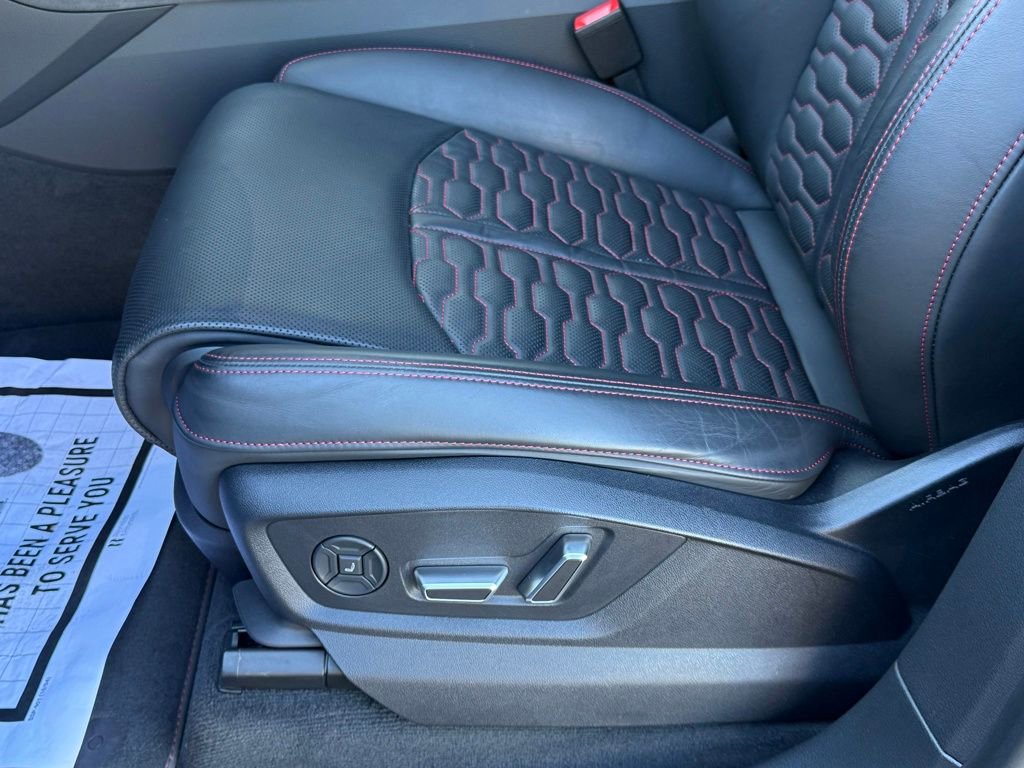 Used 2024 Audi RS Q8 w/ Black Optic Package image 16