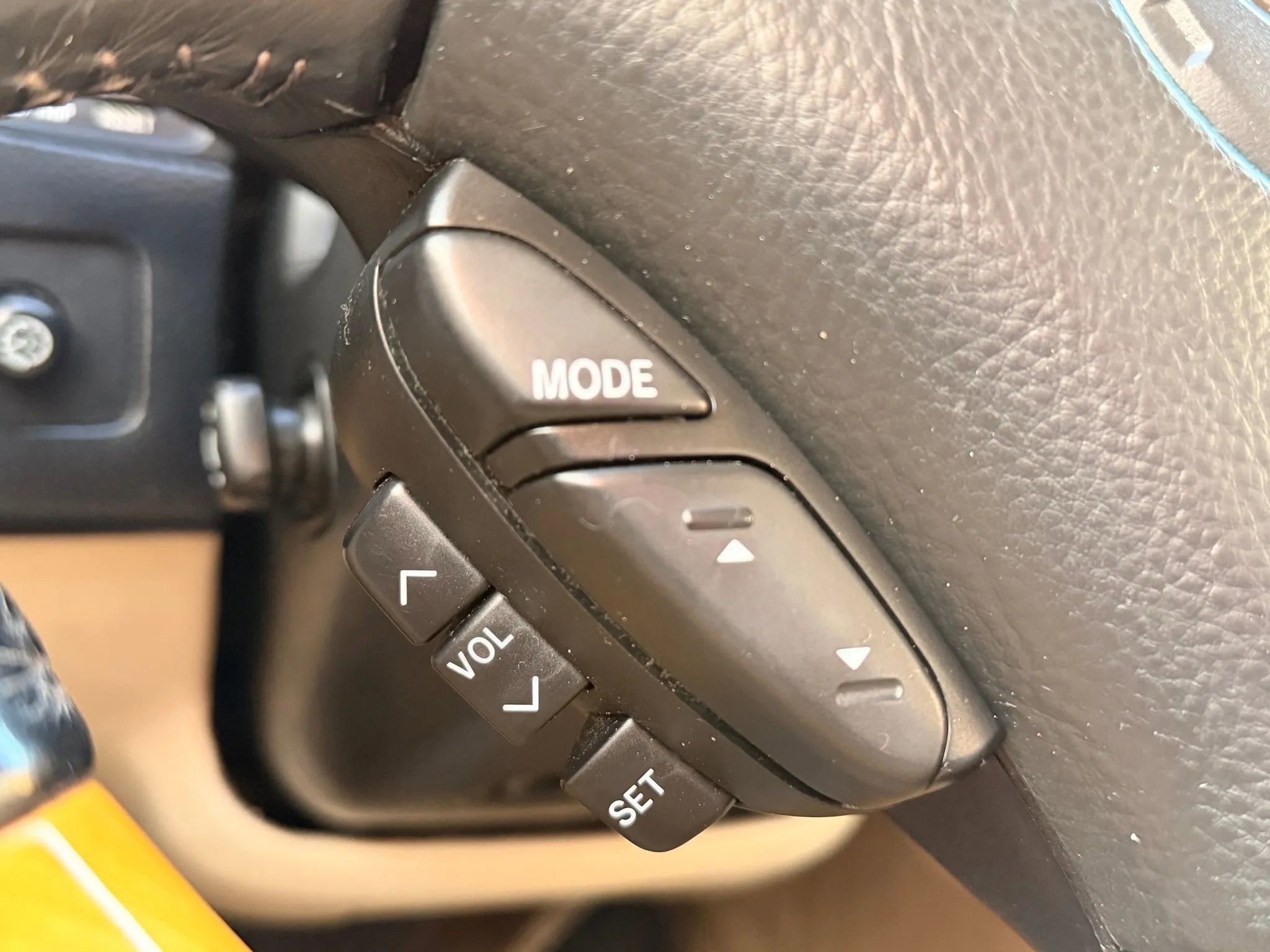 Used 2003 Lexus SC 430 Convertible RWD image 18