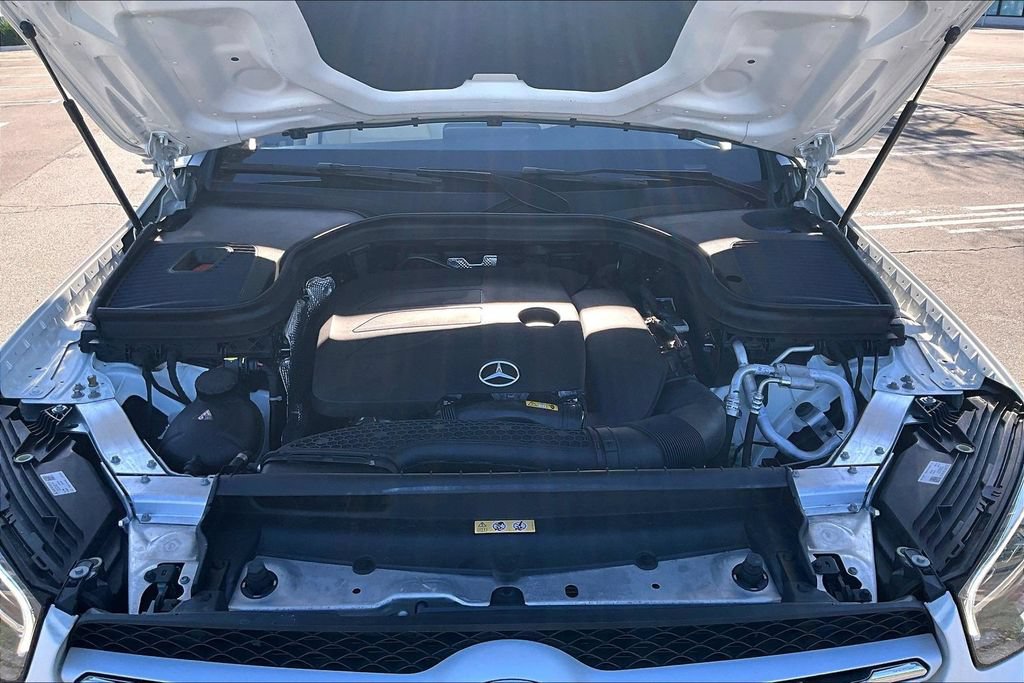 Used 2021 Mercedes-Benz GLC 300 4MATIC w/ Premium Package image 28