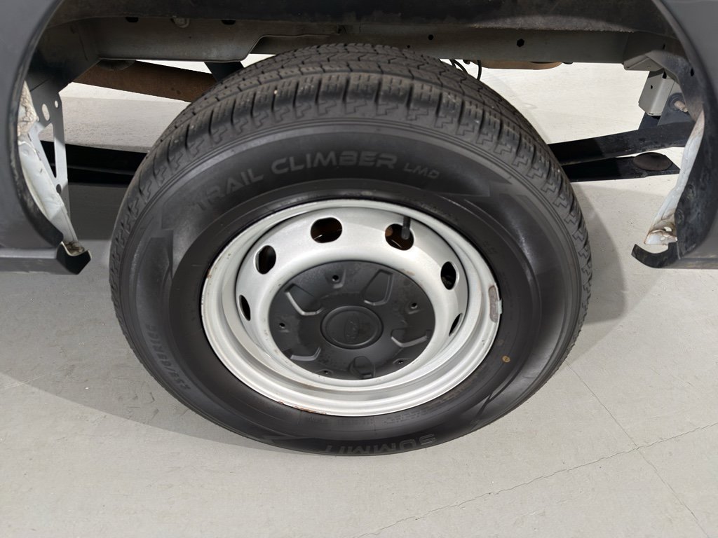 Used 2024 Ford Transit 250 148 Medium Roof w/ Load Area Protection Package image 6