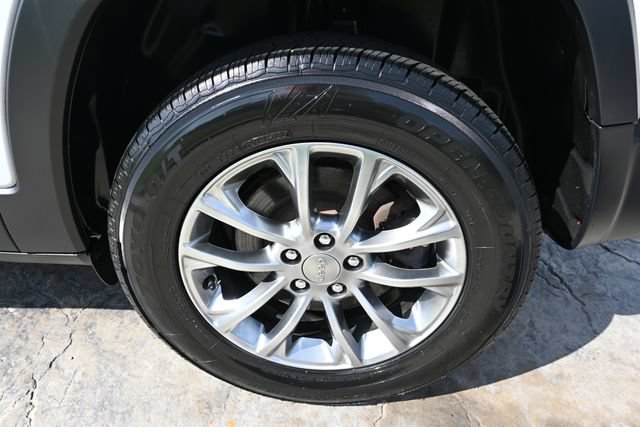 Used 2020 Jeep Cherokee Latitude Lux w/ Quick Order Package 26H Lux AWD/4WD image 13