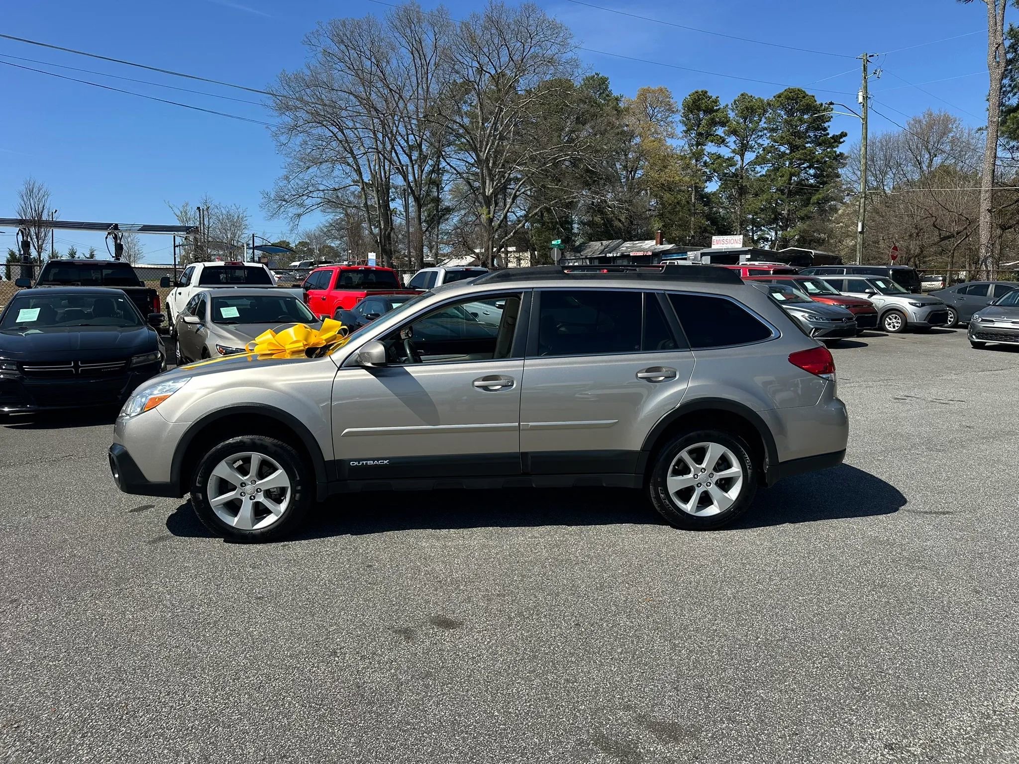 Used 2014 Subaru Outback 2.5i Premium image 5