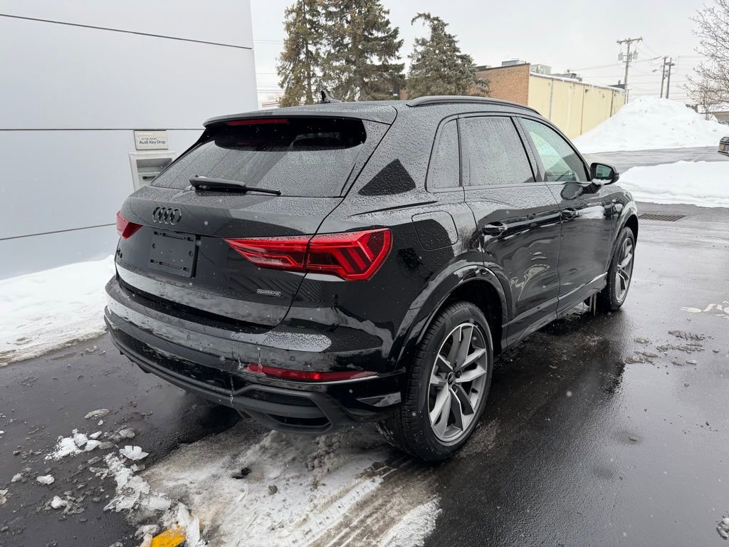 New 2025 Audi Q3 2.0T Premium image 5