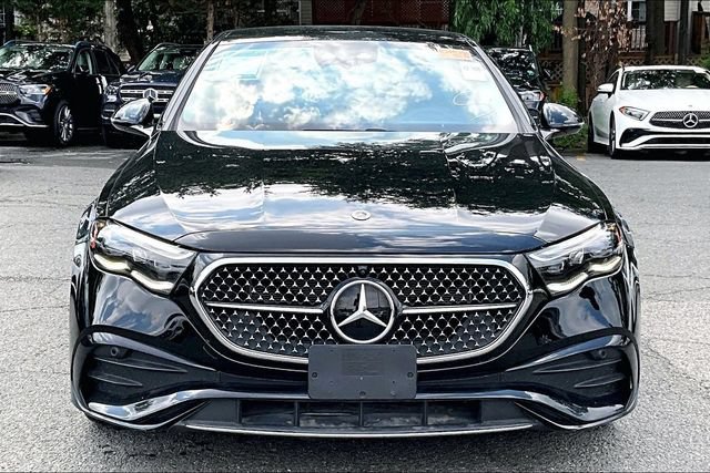Used 2024 Mercedes-Benz E 450 4MATIC Sedan w/ Driver Assistance Package image 2
