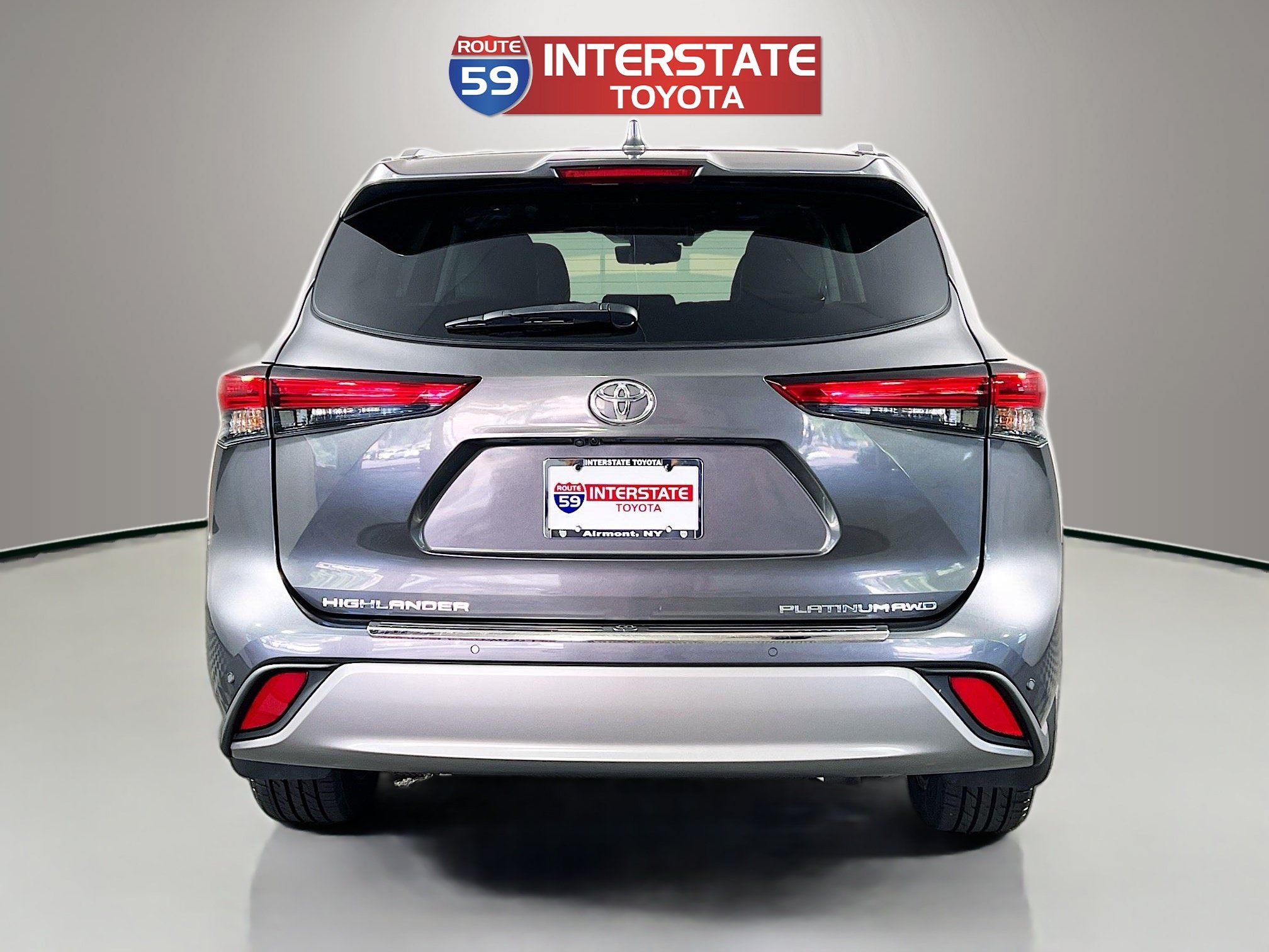 Certified 2023 Toyota Highlander Platinum AWD/4WD image 6
