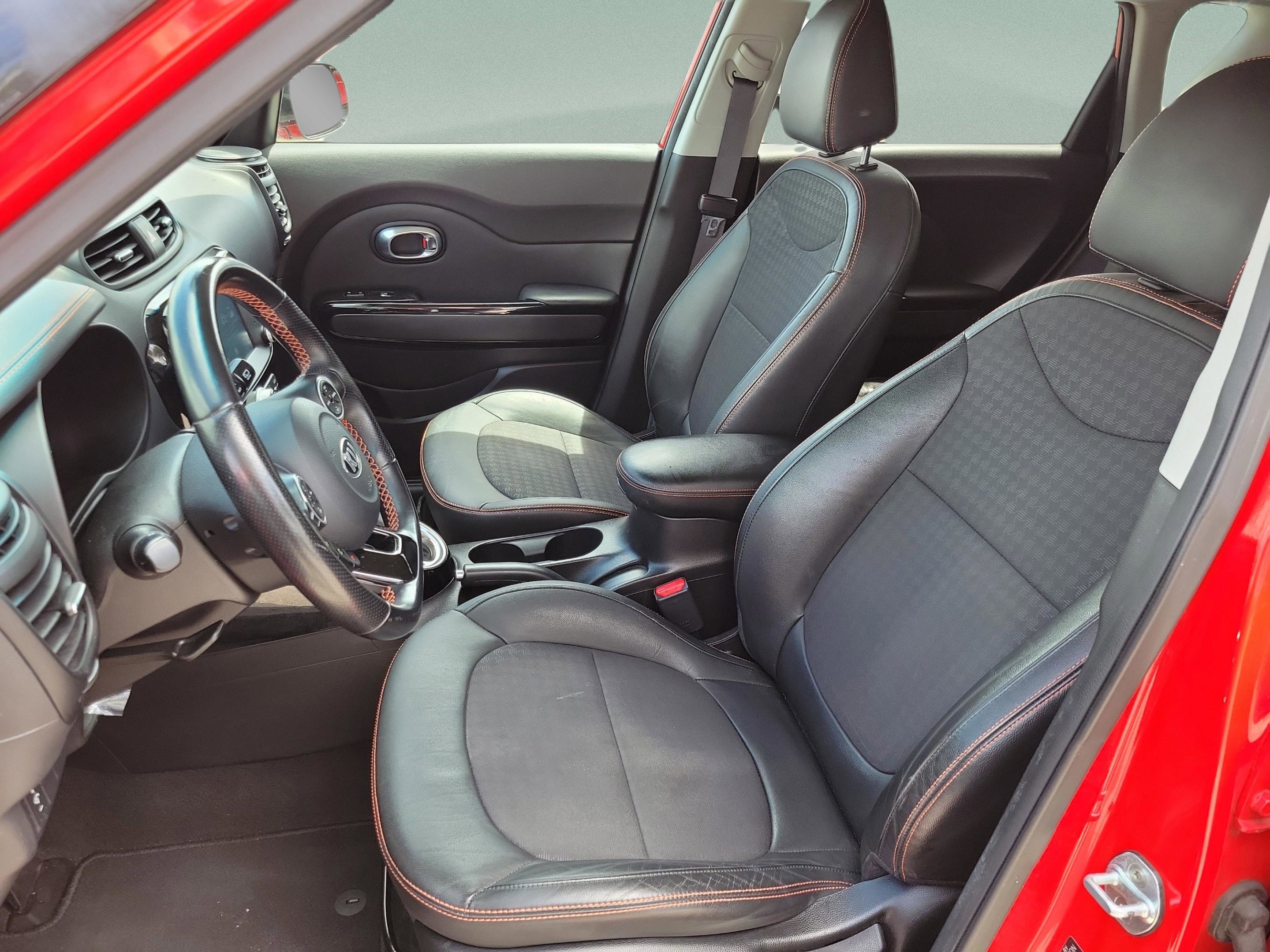 Used 2018 Kia Soul ! image 17